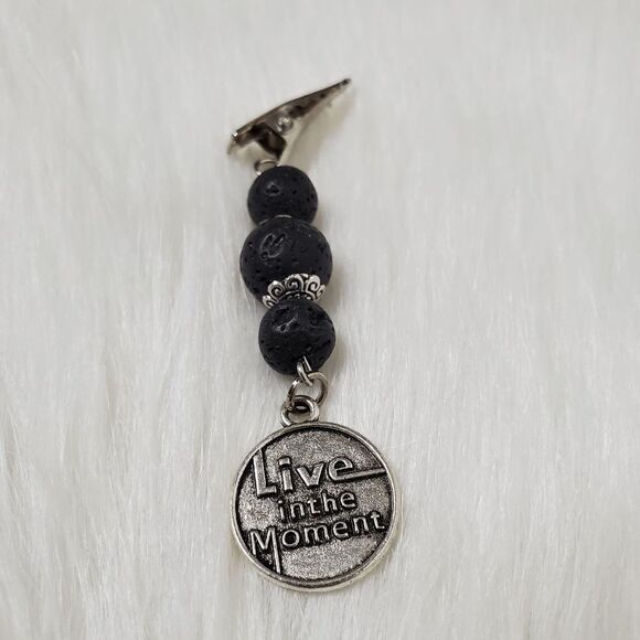ESSENTIAL CHARMS Volcanic lava beaded Pin Brooch - Picture 1 of 9